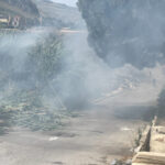 Ancora roghi di rifiuti in città: brucia contrada Monaco (video)